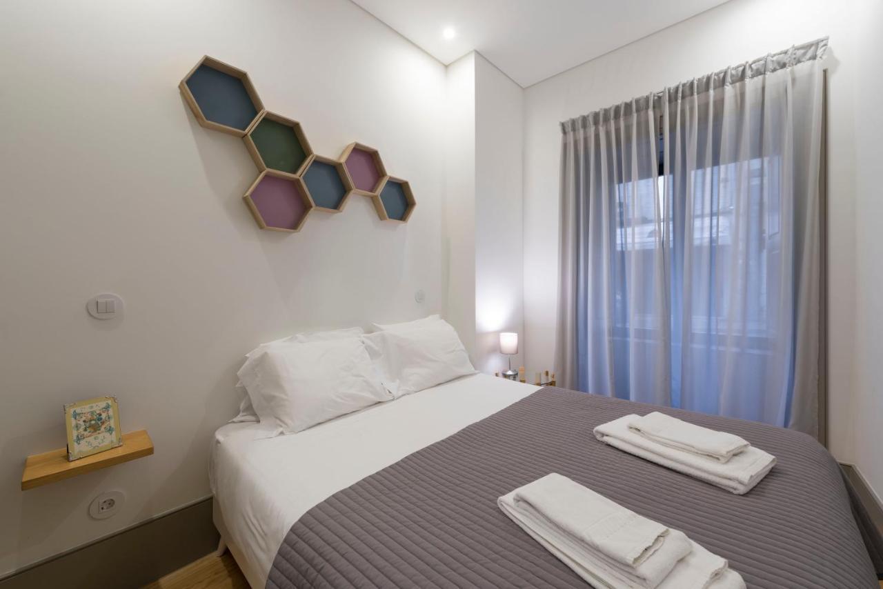 Lovelystay - Stylish Central Apartment By Bolhao Market OOporto Extérieur photo