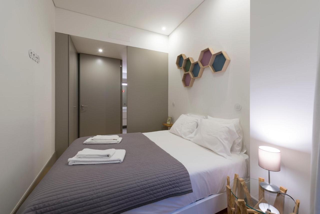 Lovelystay - Stylish Central Apartment By Bolhao Market OOporto Extérieur photo